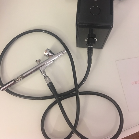 Other - TEMPTU AIRBRUSH MAKEUP